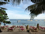 120313_41alonadining.jpg